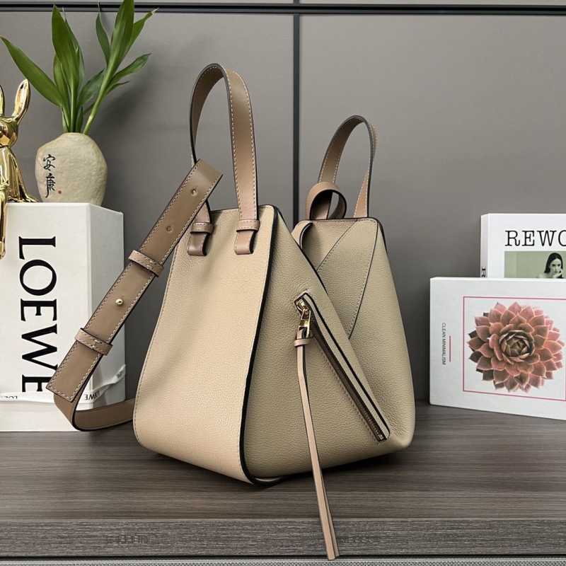 l*ew* handle bags